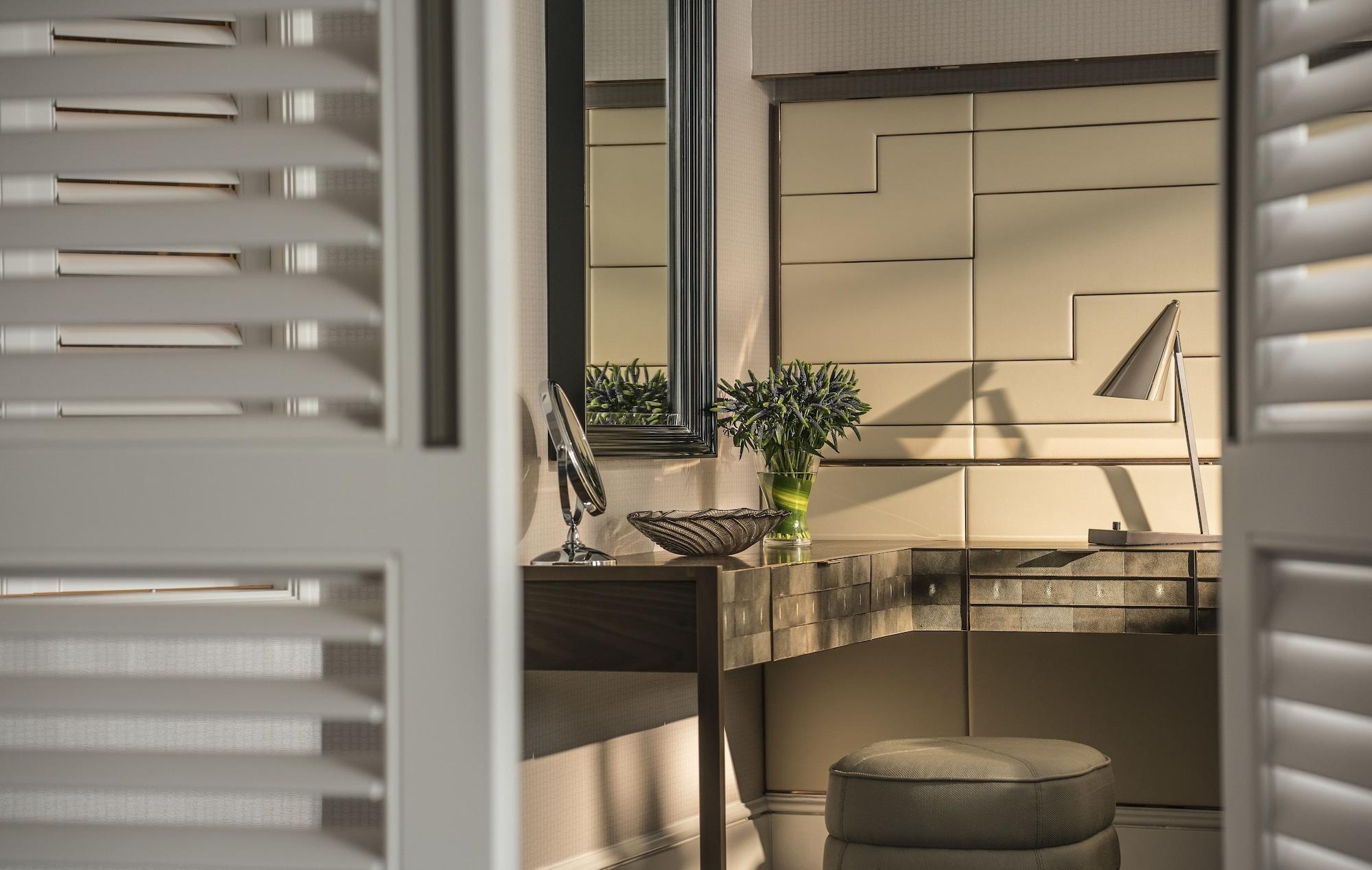 Four Seasons 5*