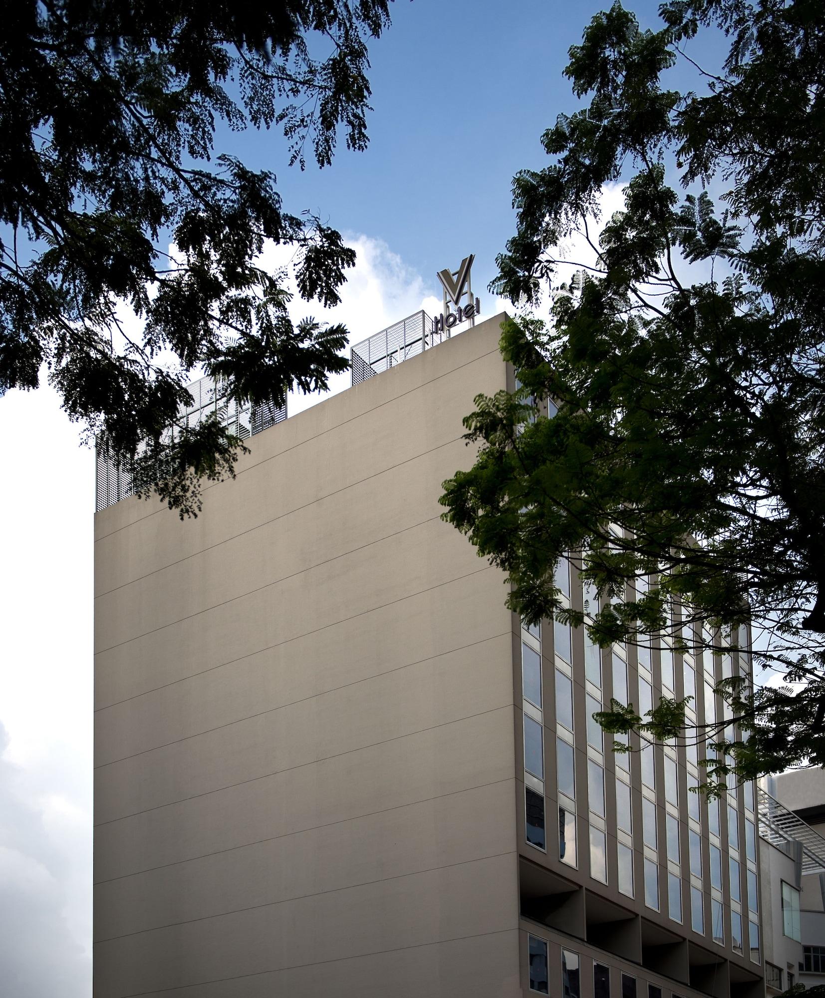 V Bencoolen Hotel