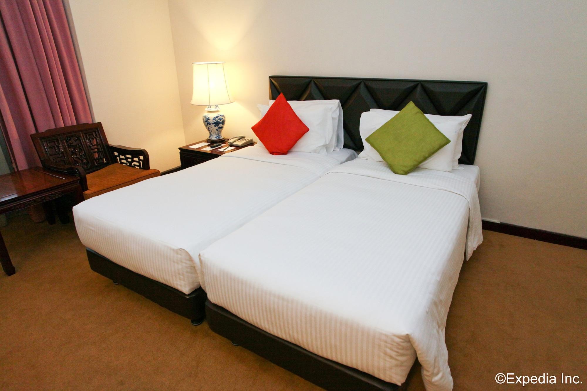 Hotel Grand Pacific 4*
