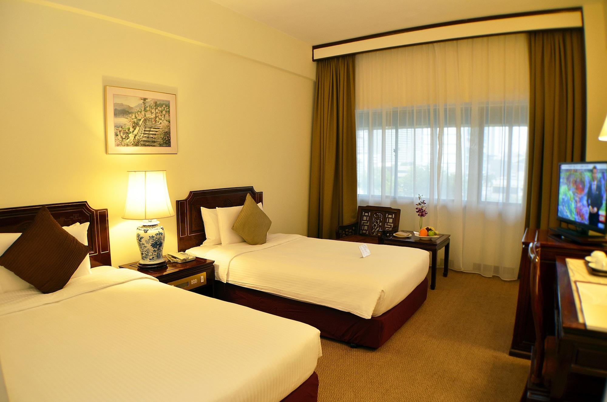 Grand Pacific 4*