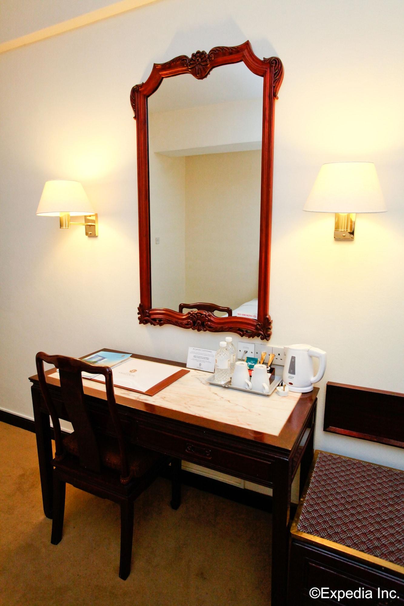 Hotel Grand Pacific 4*