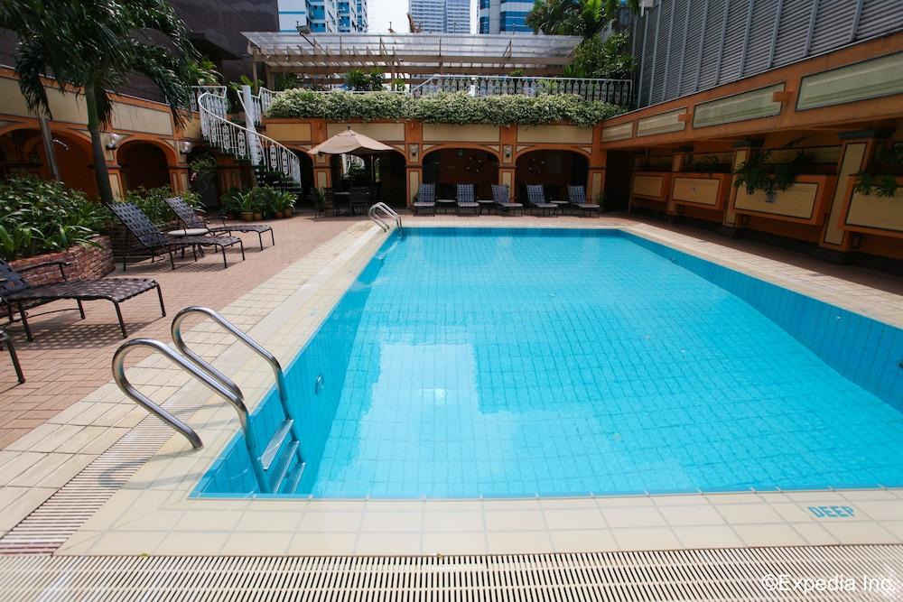 Hotel Grand Pacific