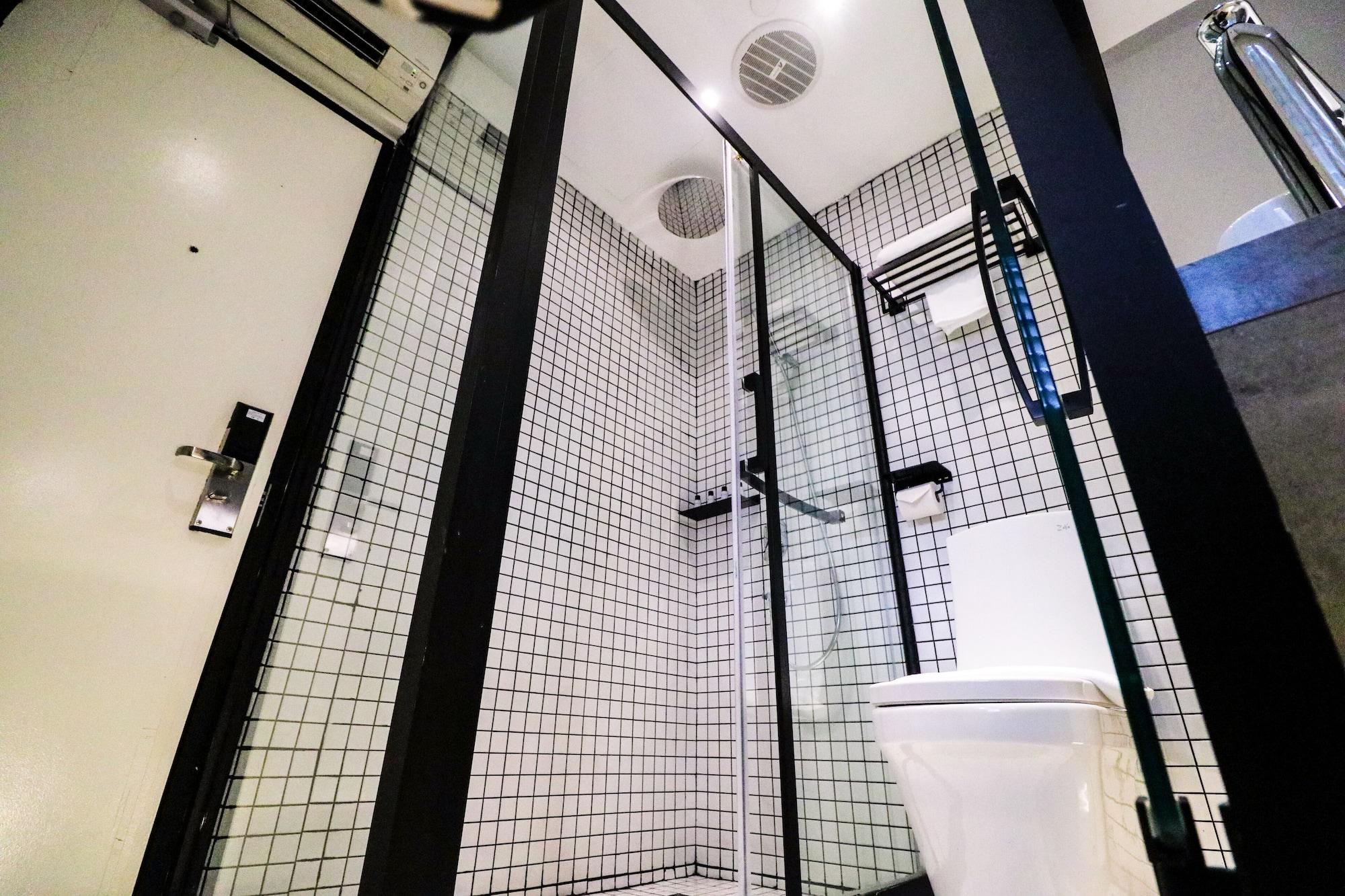 Rest Chinatown Hotel 3*