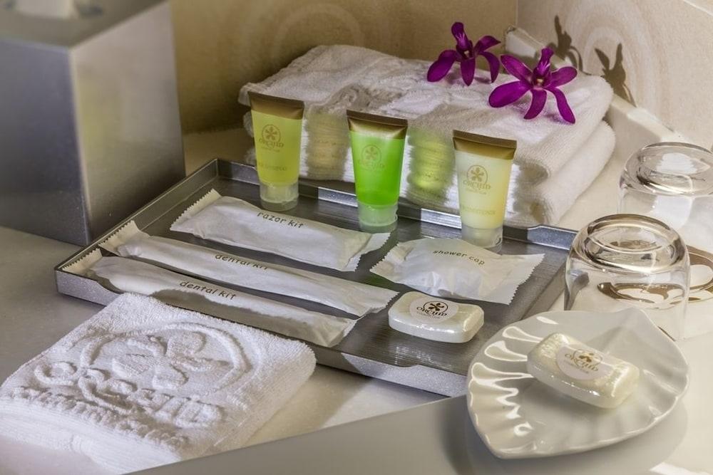 Orchid Country Club Tempat peranginan 4*