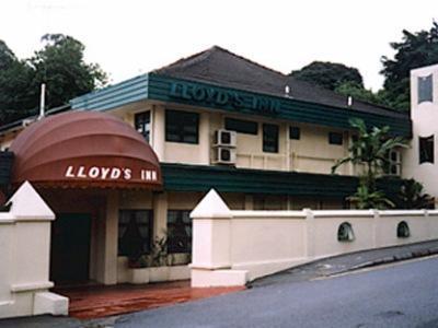 Lloyd's Singapore