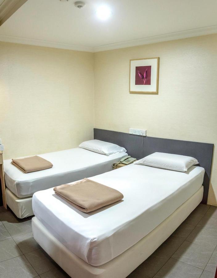 Amrise Hotel 3*