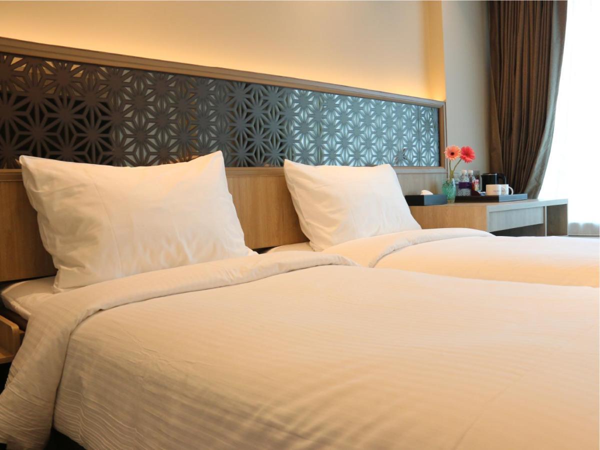 Aqueen Prestige Jalan Besar 4* Singapore