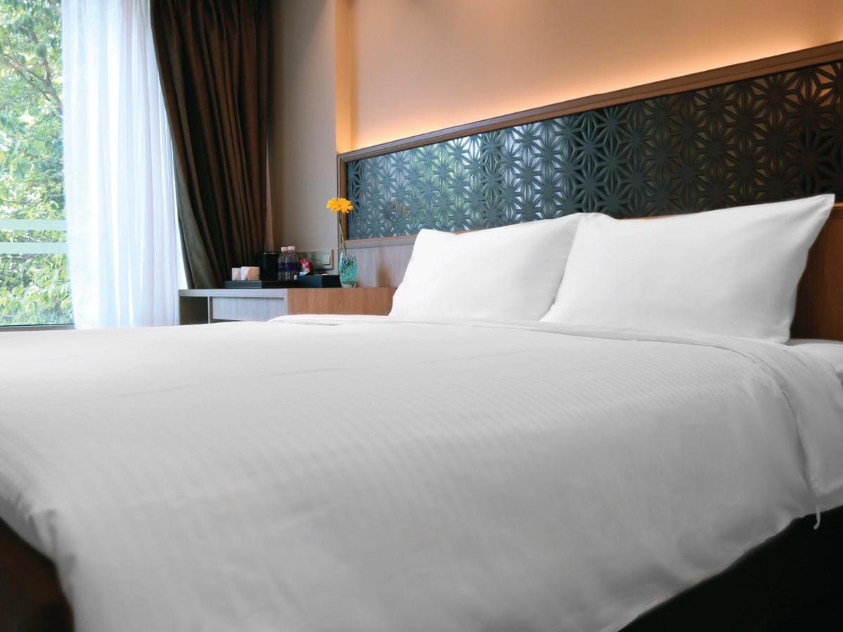 Aqueen Prestige Jalan Besar Hotel Singapore