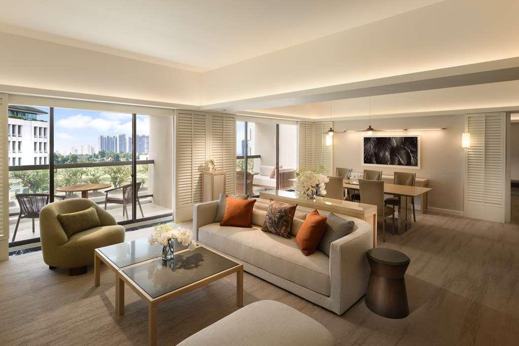 Conrad Orchard Hotel 5*
