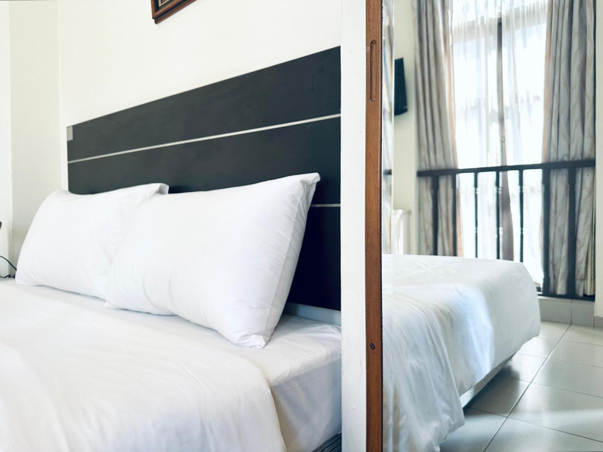 Hotel Asphodel