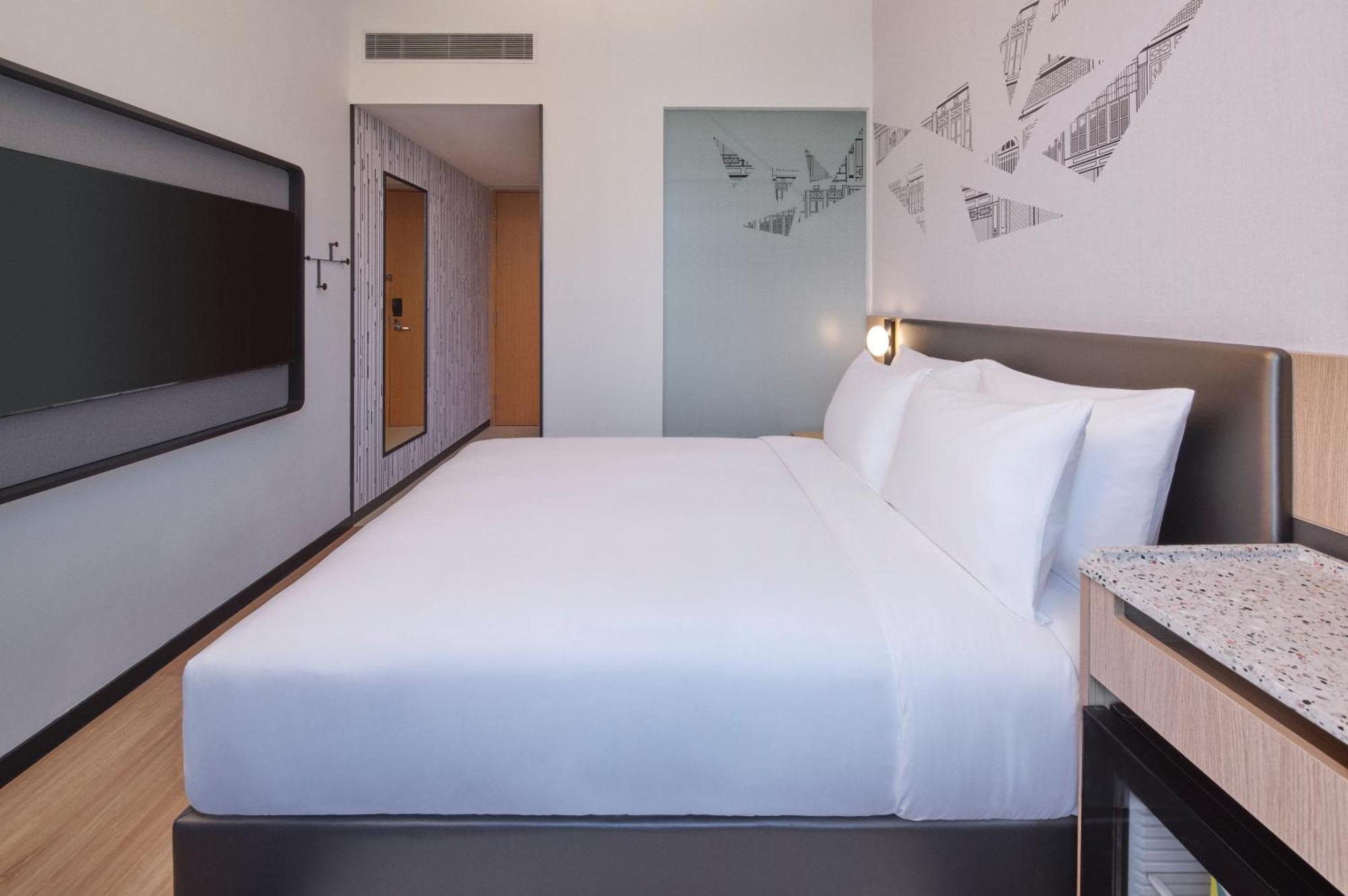 Hotel Aloft Novena 4*