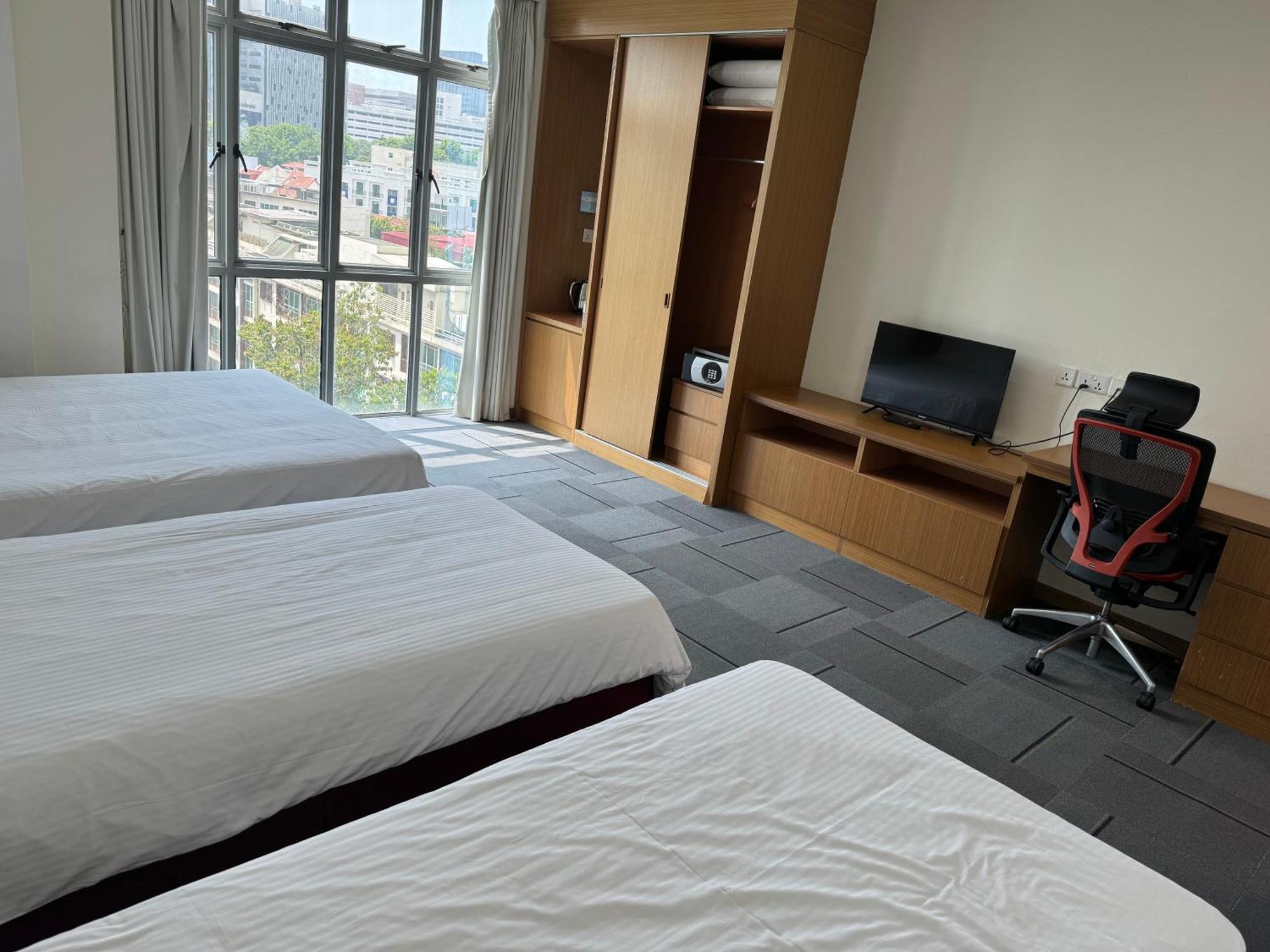 Hotel New Cape 3*