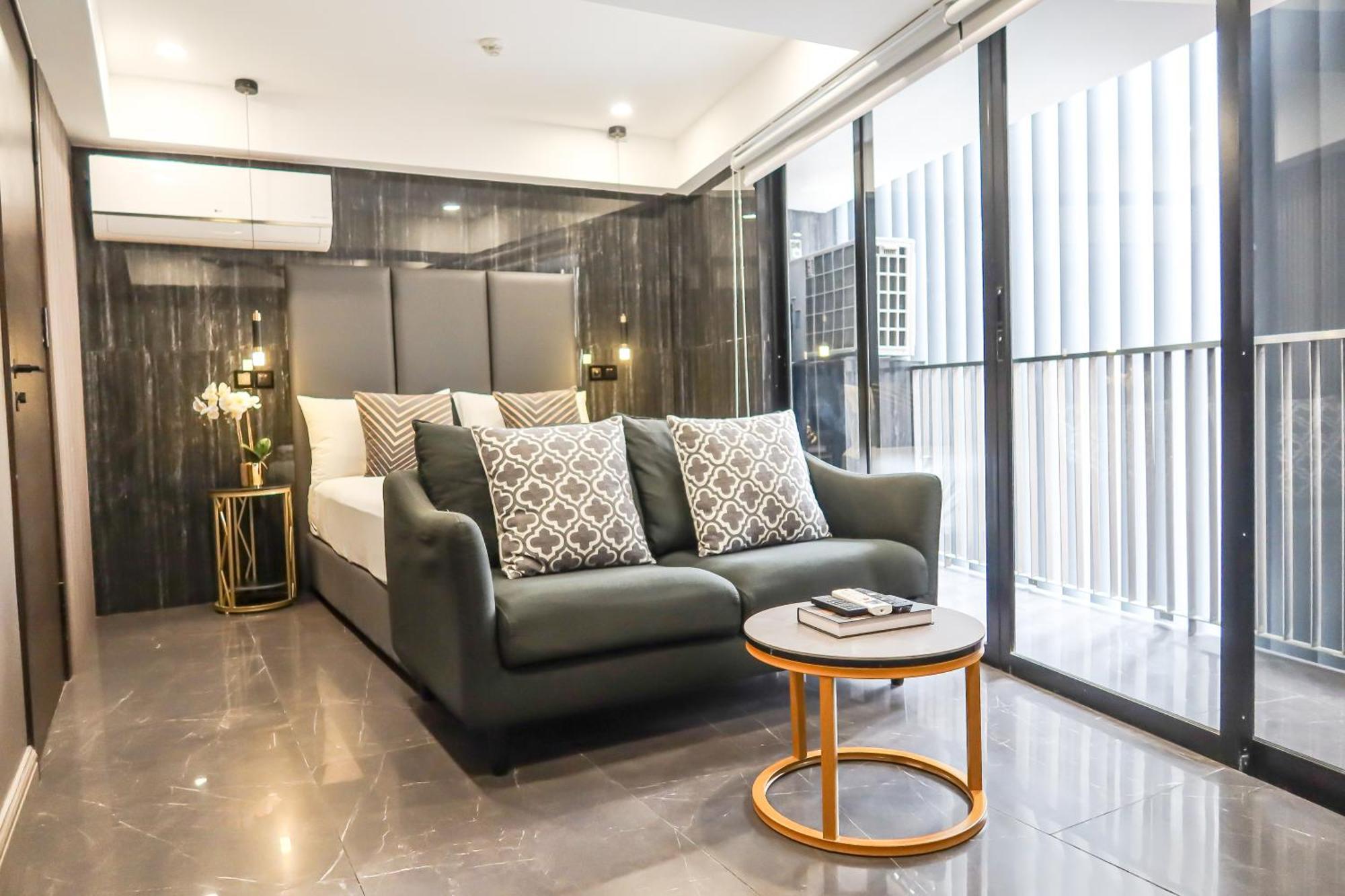R Residences Singapore