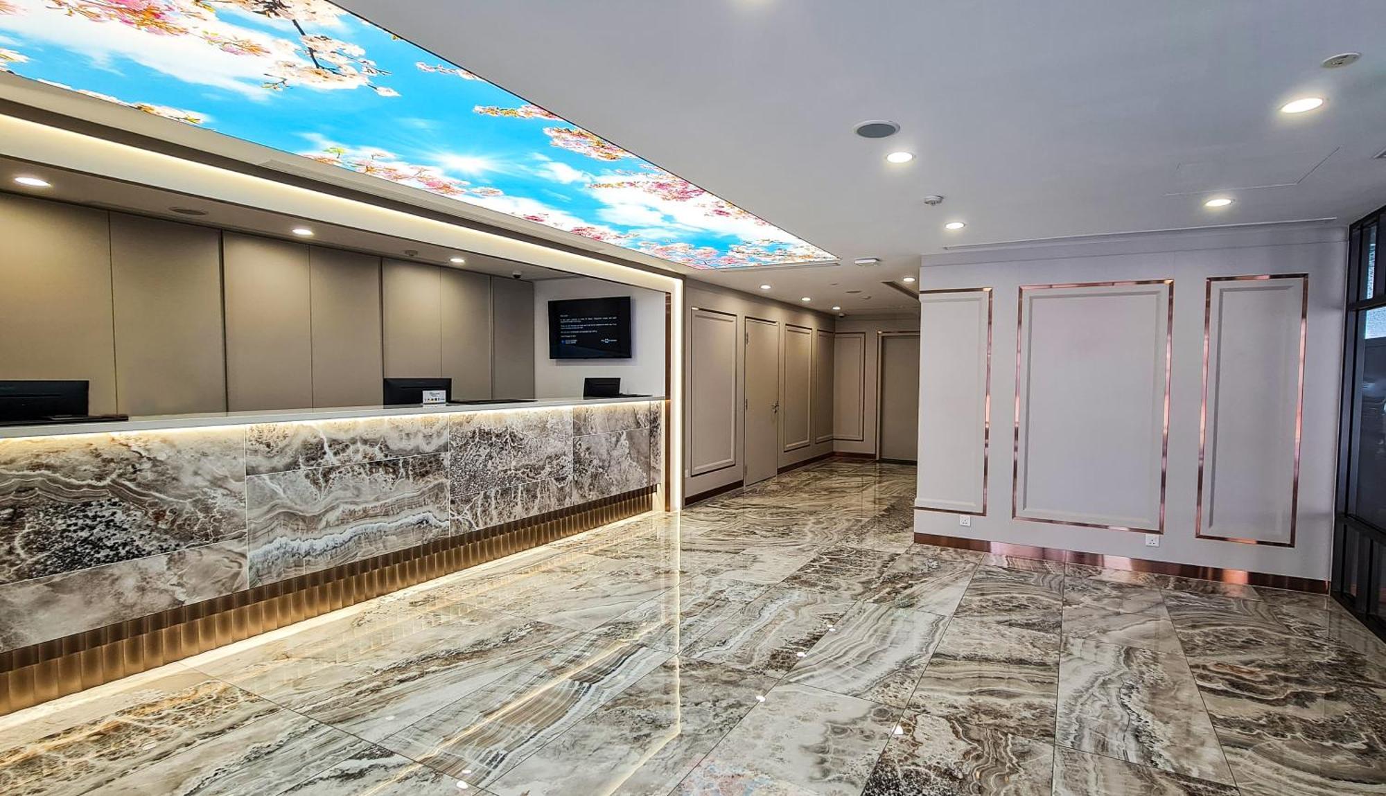 81 Palace - Newly Renovated 2* Singapore