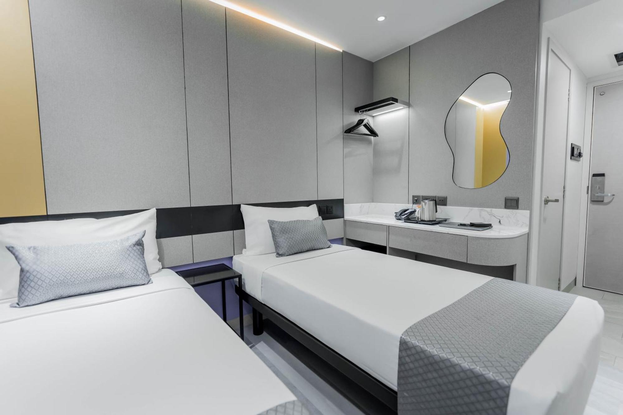 81 Palace - Newly Renovated 2*