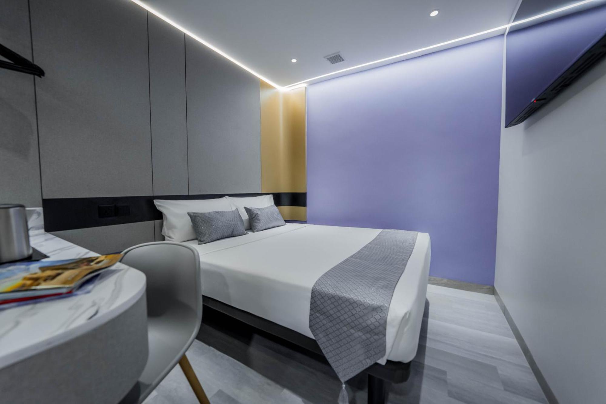 81 Palace - Newly Renovated Hotel