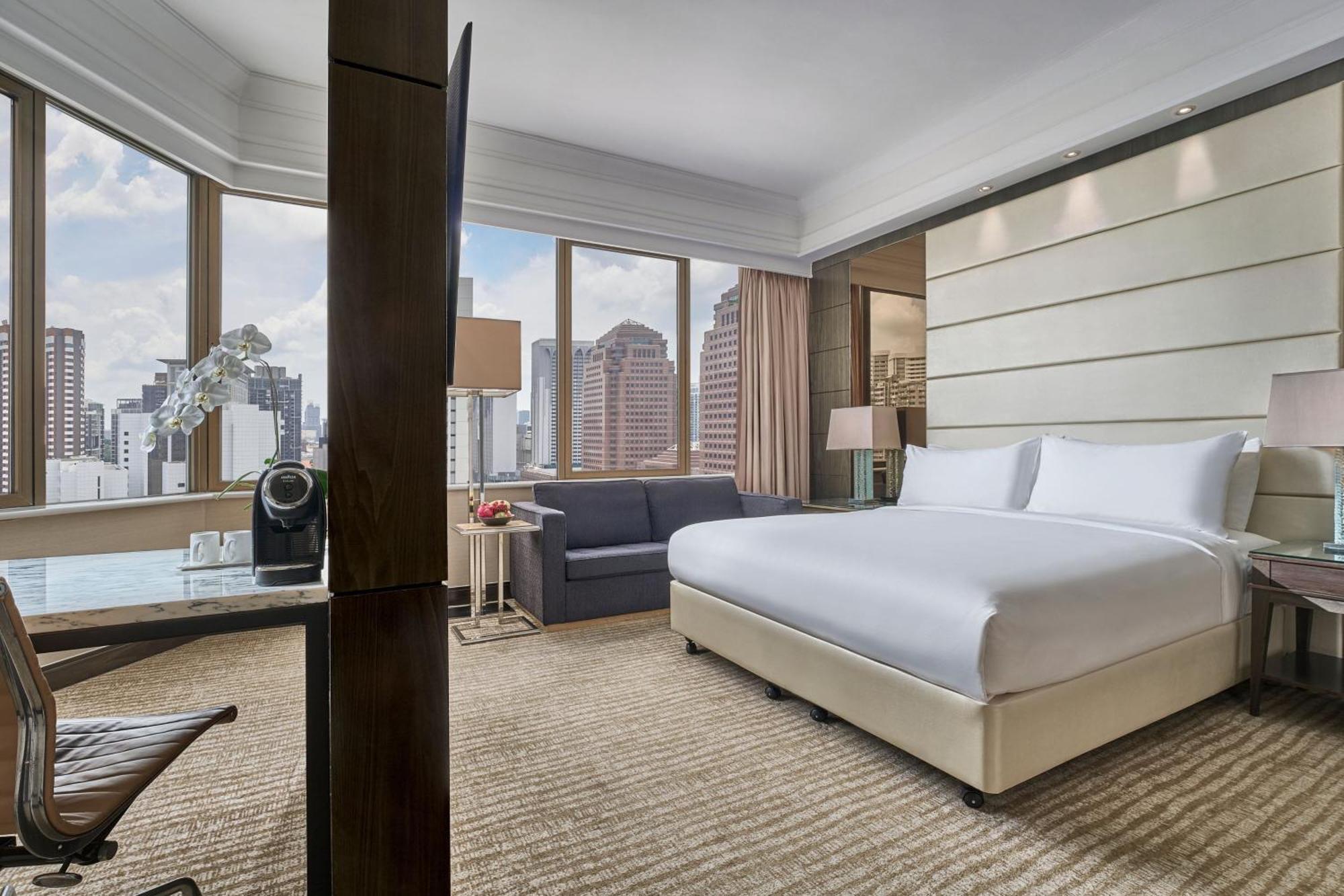 Marriott Tang Plaza Hotel 5*
