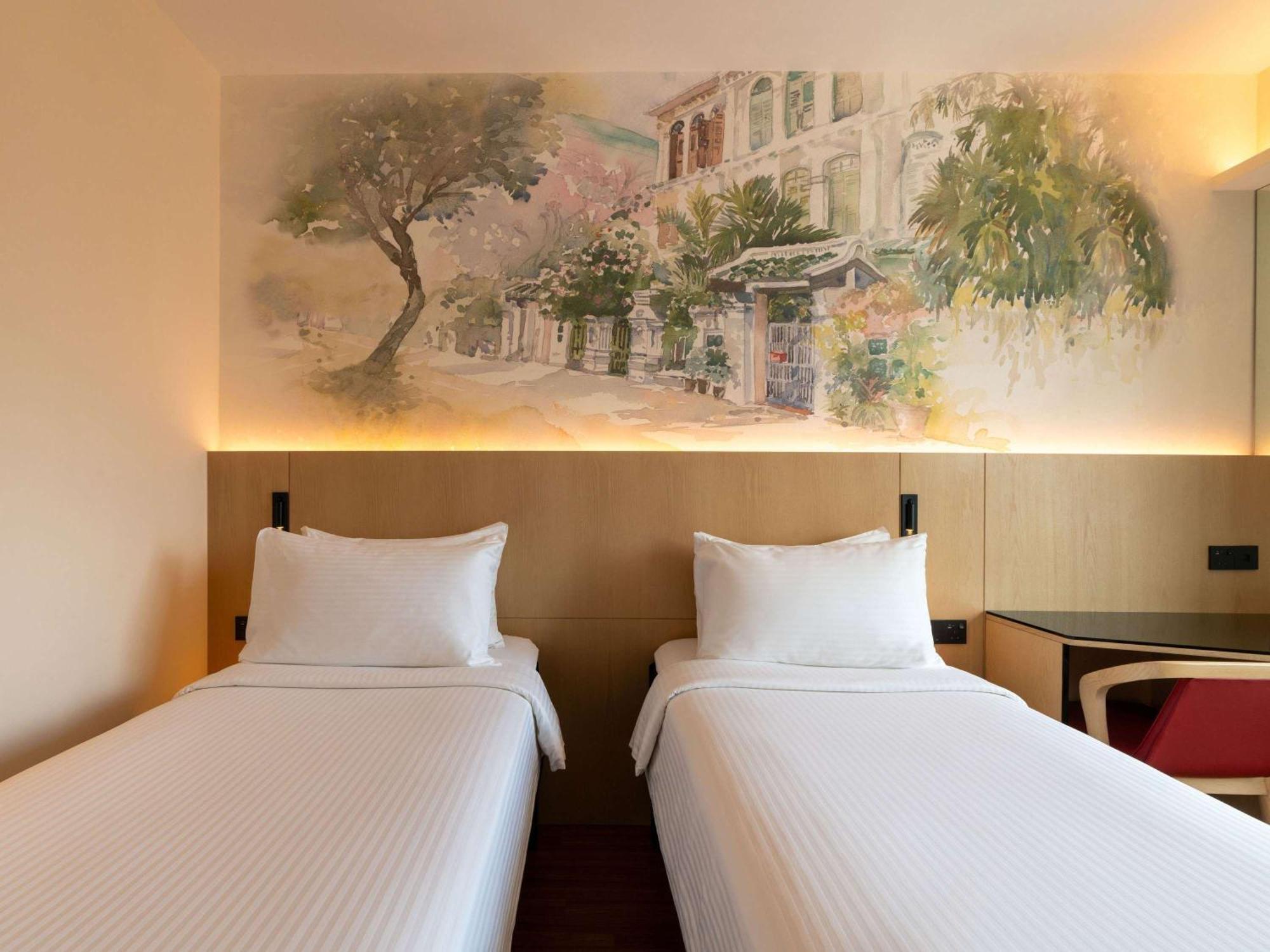 Ibis On Bencoolen 4*