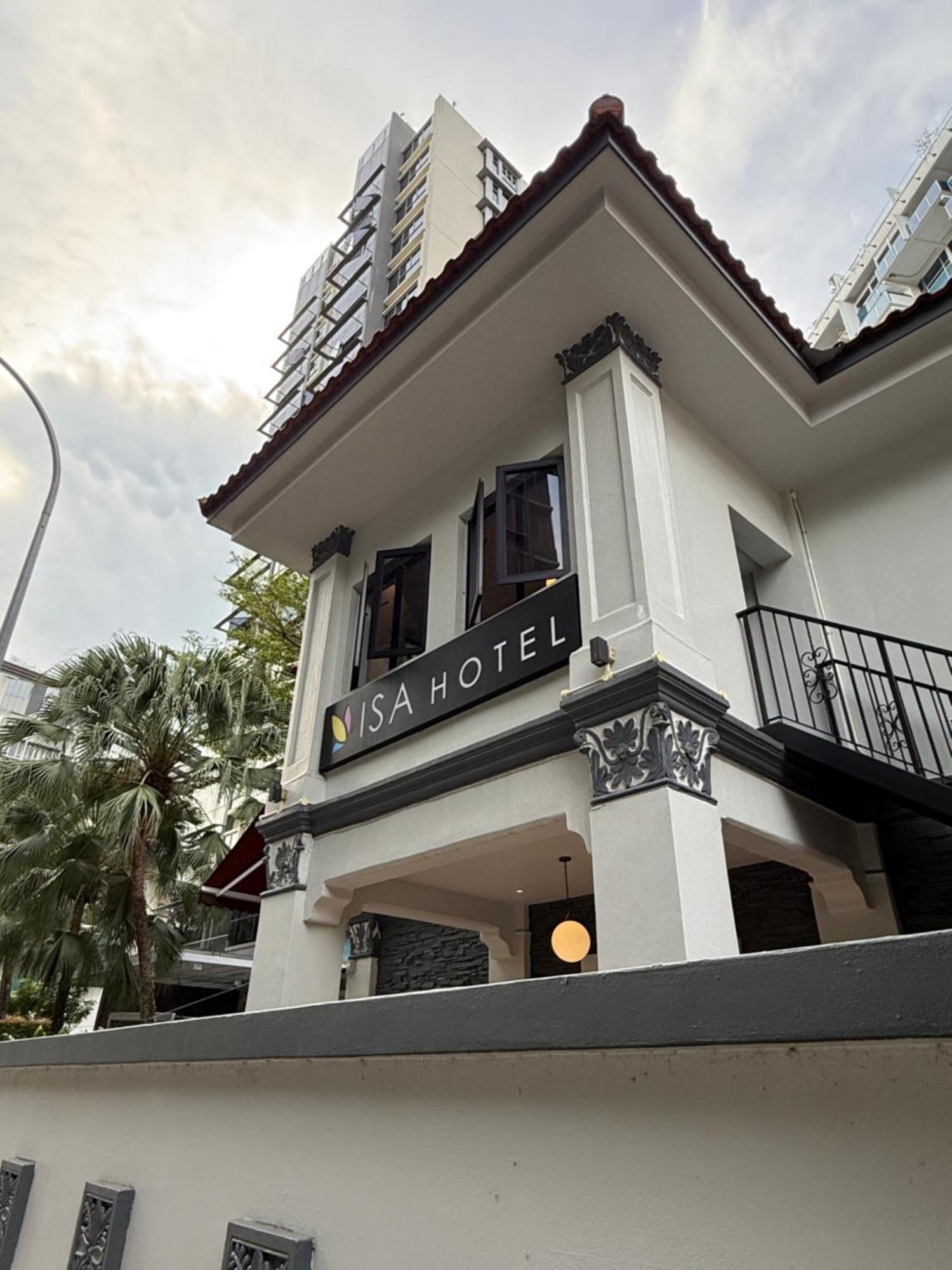 Isa Amber Road Aparthotel Singapore