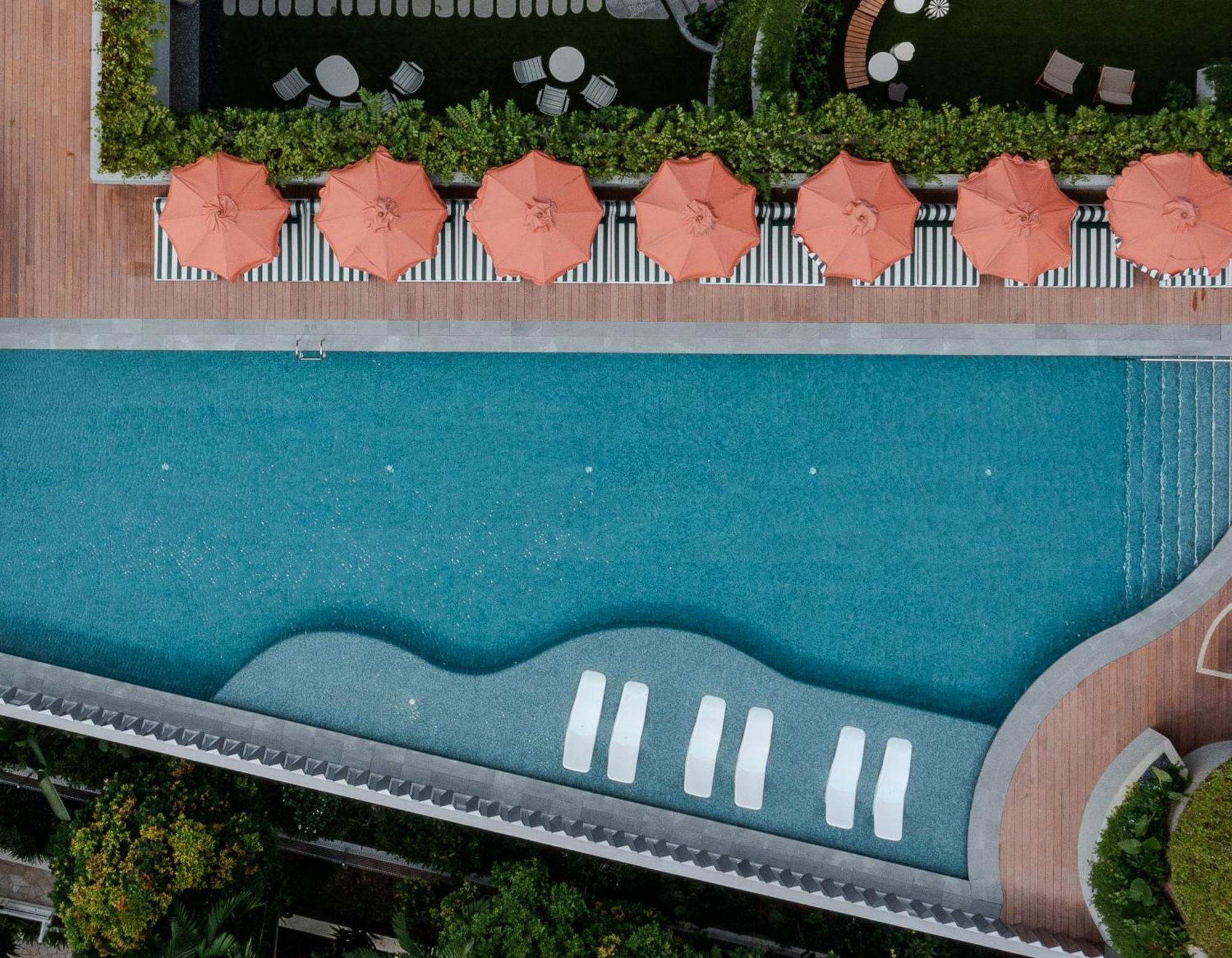 The Standard, 5* Singapore
