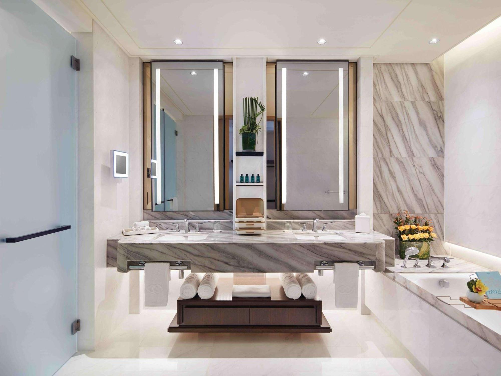 Hotel Sofitel Centre 5*