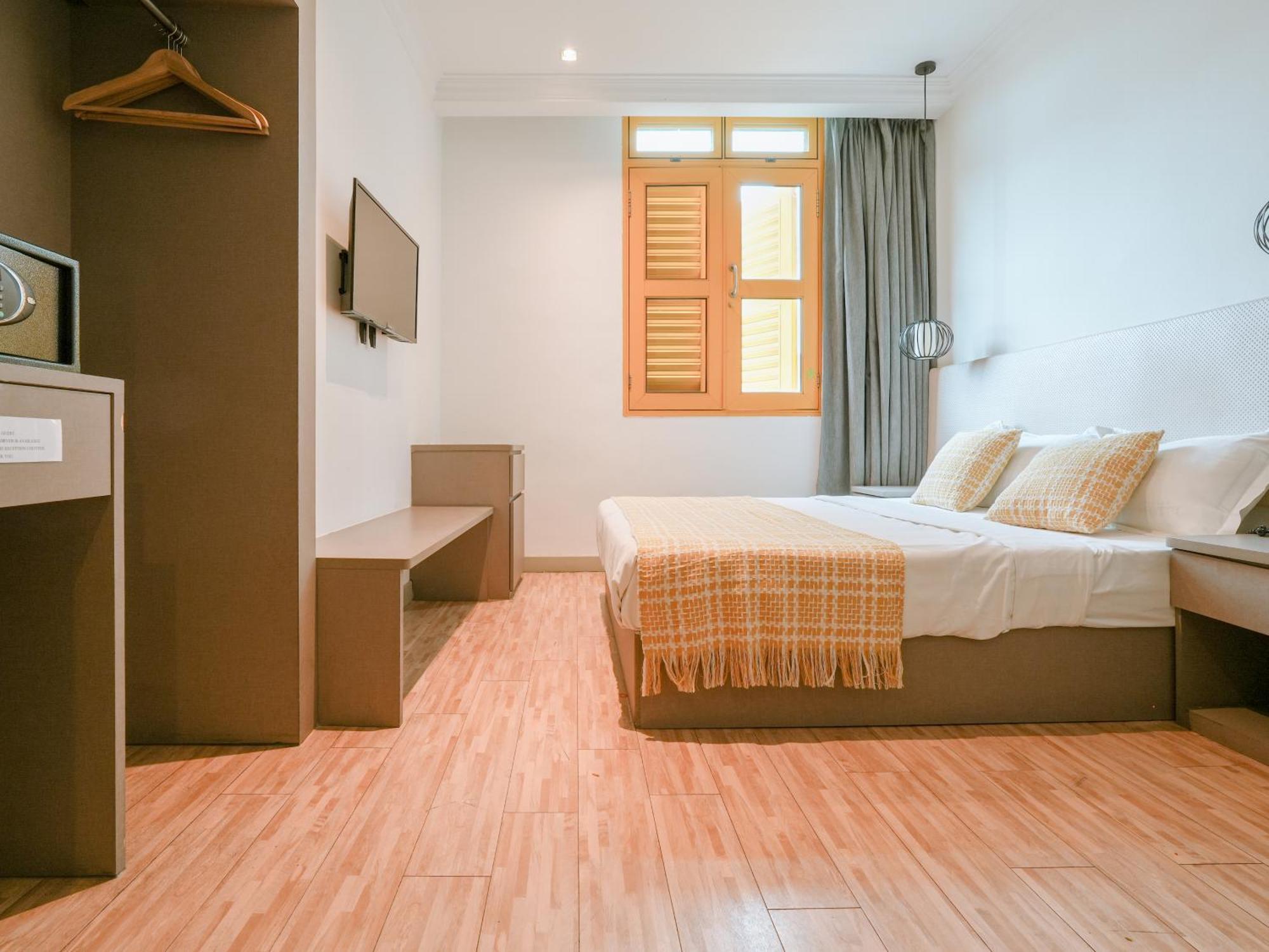 Hotel A Joo Chiat, From 7pm To 9am 3*