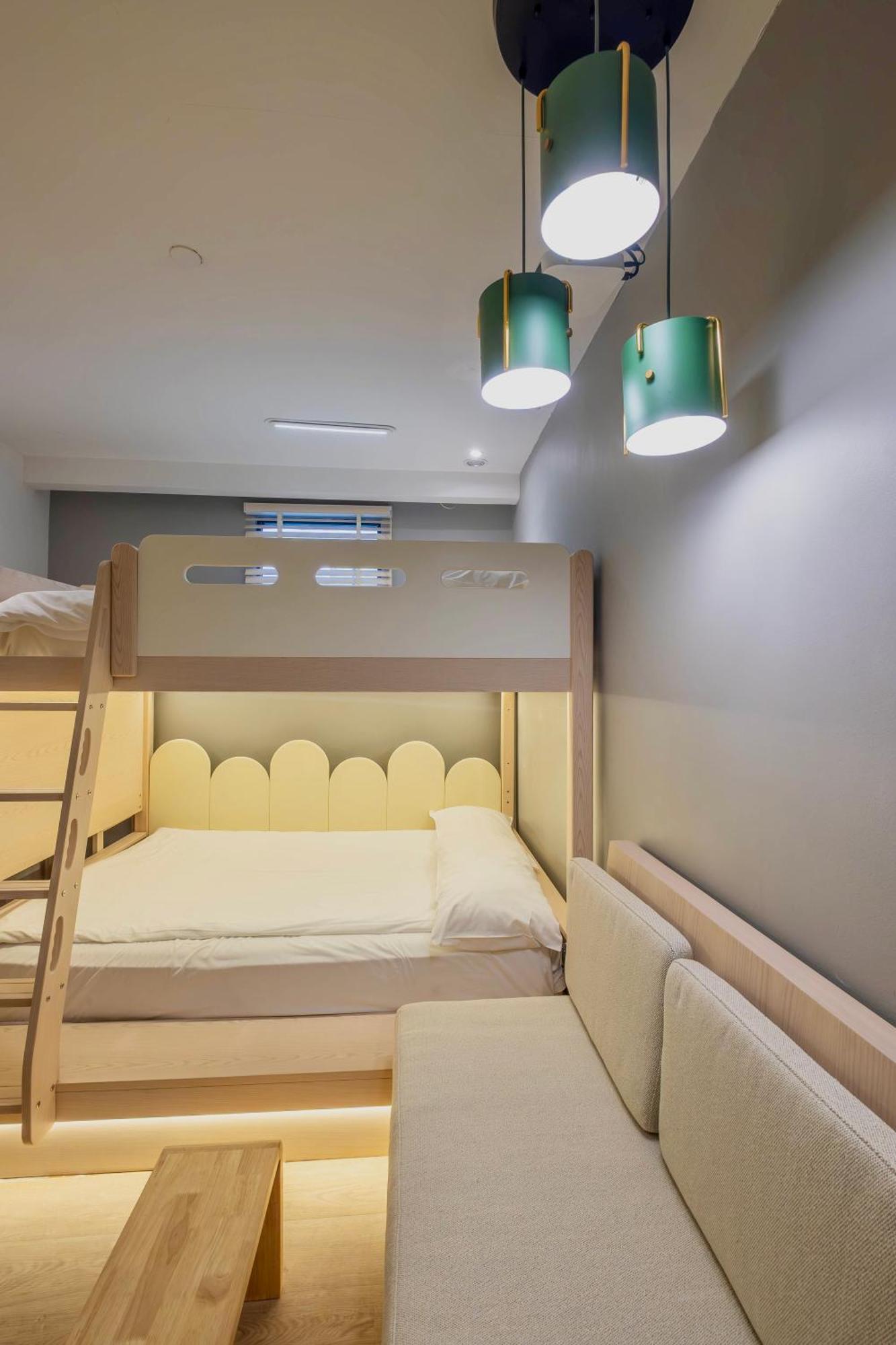 Rest Chinatown Hotel 3*