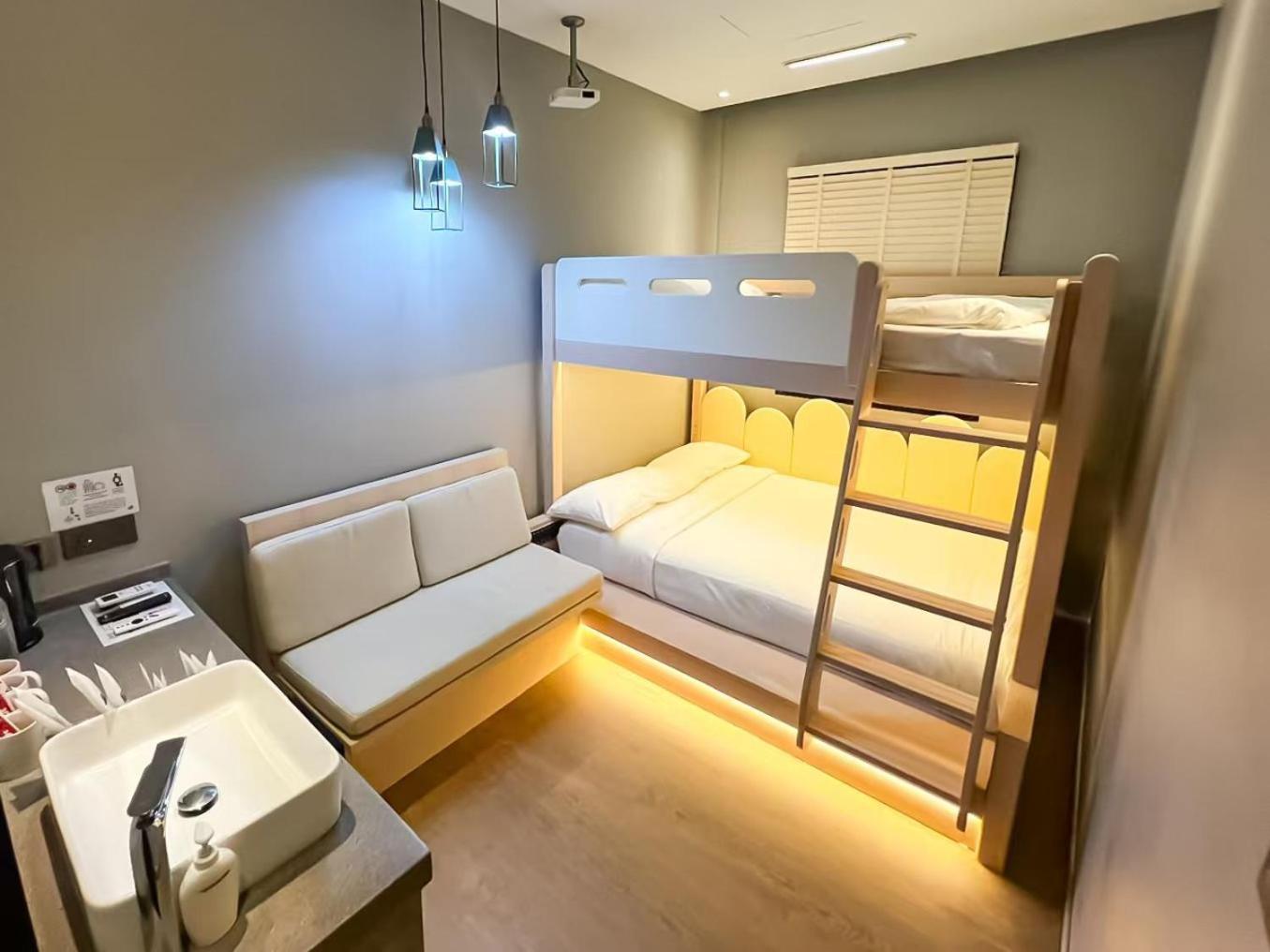 Hotel Rest Chinatown 3*