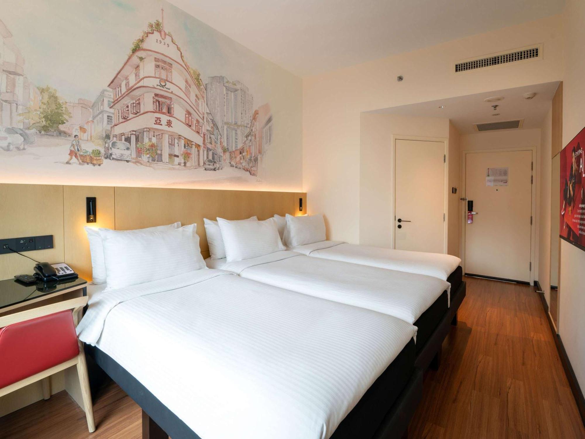 Ibis On Bencoolen Hotel 4*