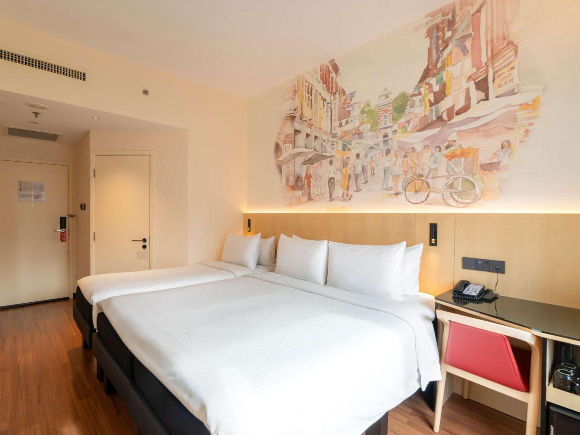 Ibis On Bencoolen Hotel 4*