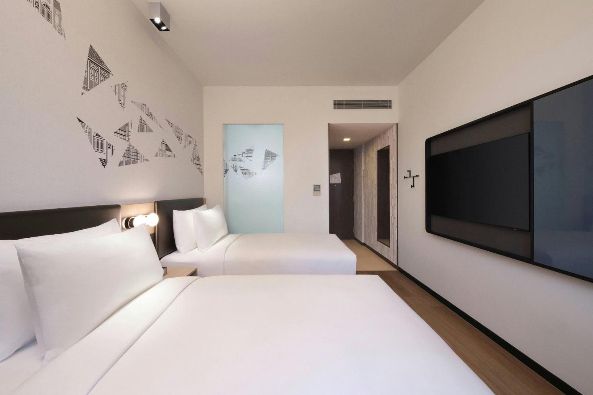 Aloft Novena Hotel