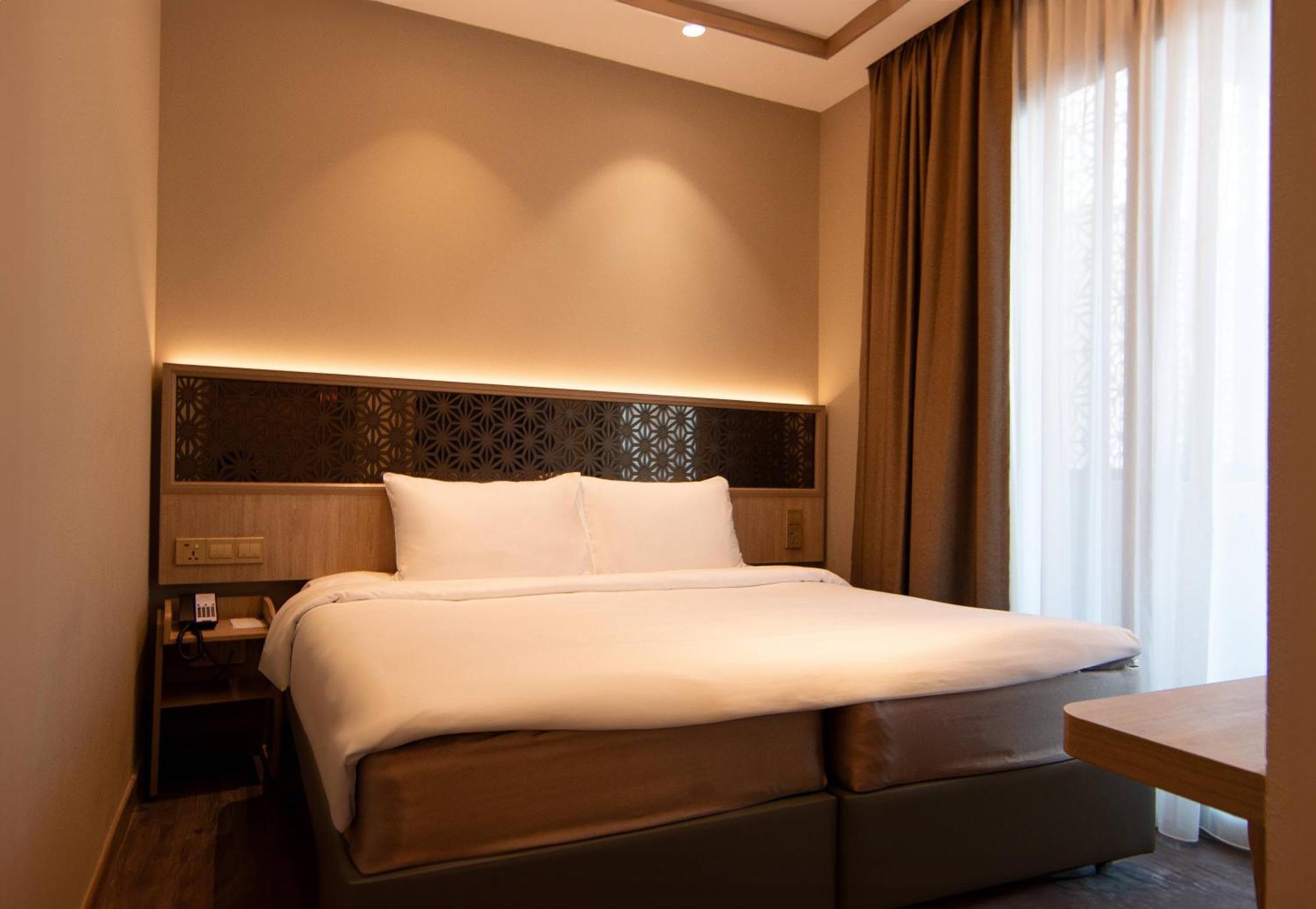 Aqueen Prestige Jalan Besar