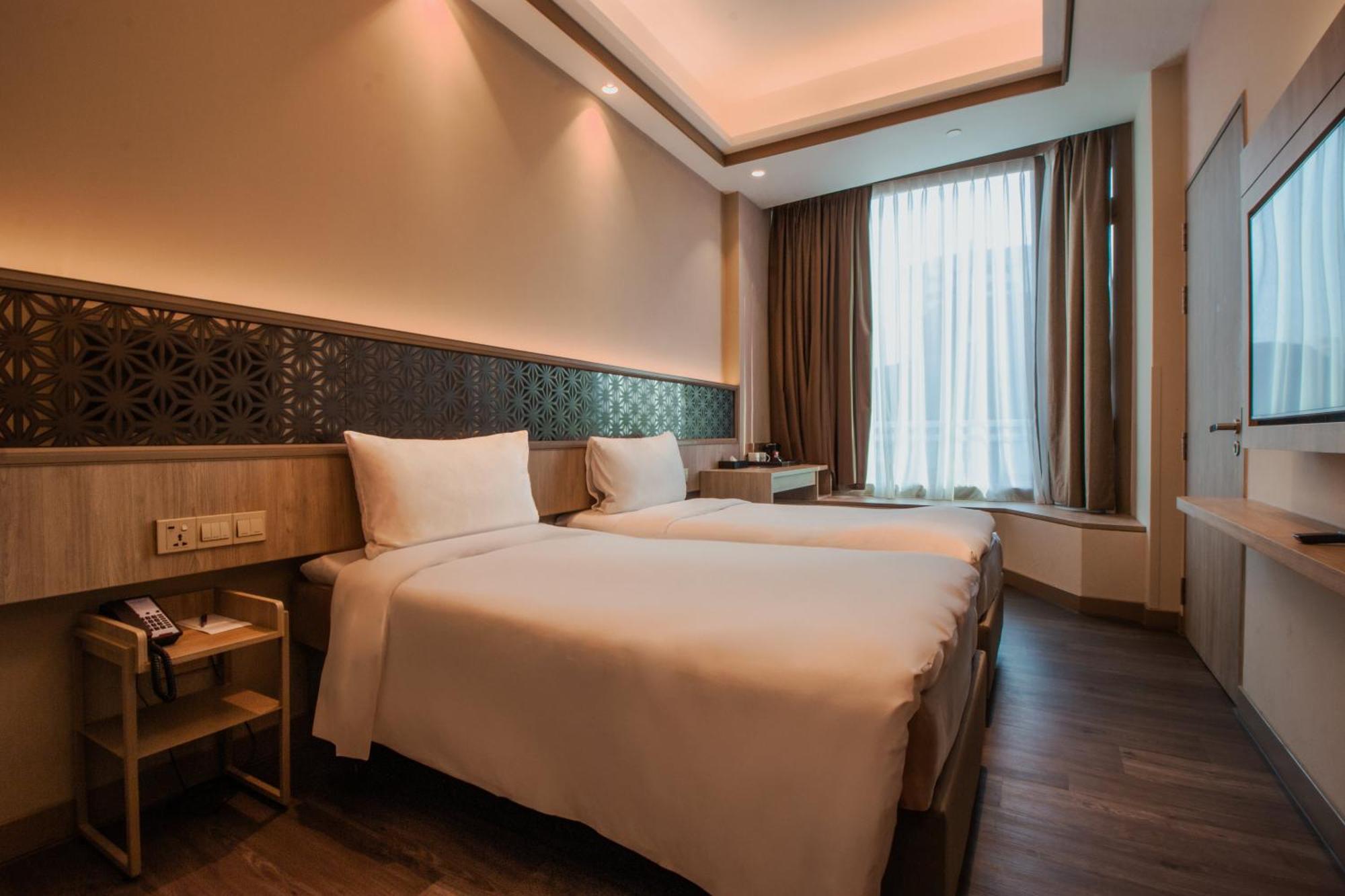 Aqueen Prestige Jalan Besar