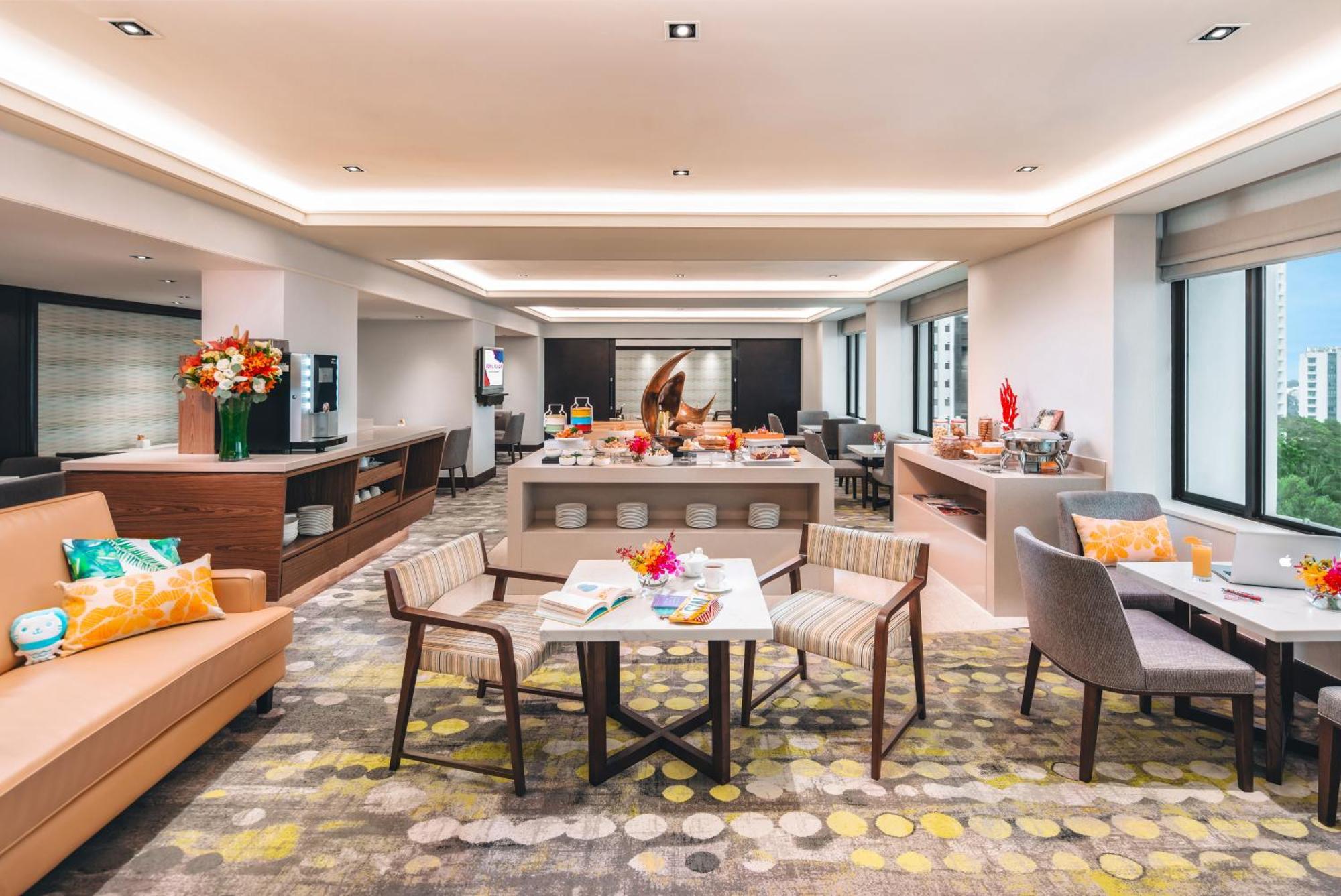 Royal Plaza On Scotts Hotel 5*
