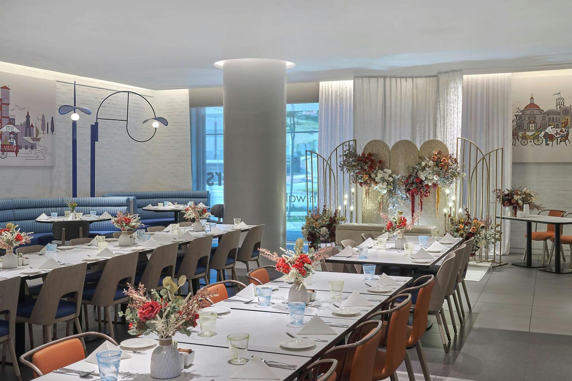 Hotel Aloft Novena