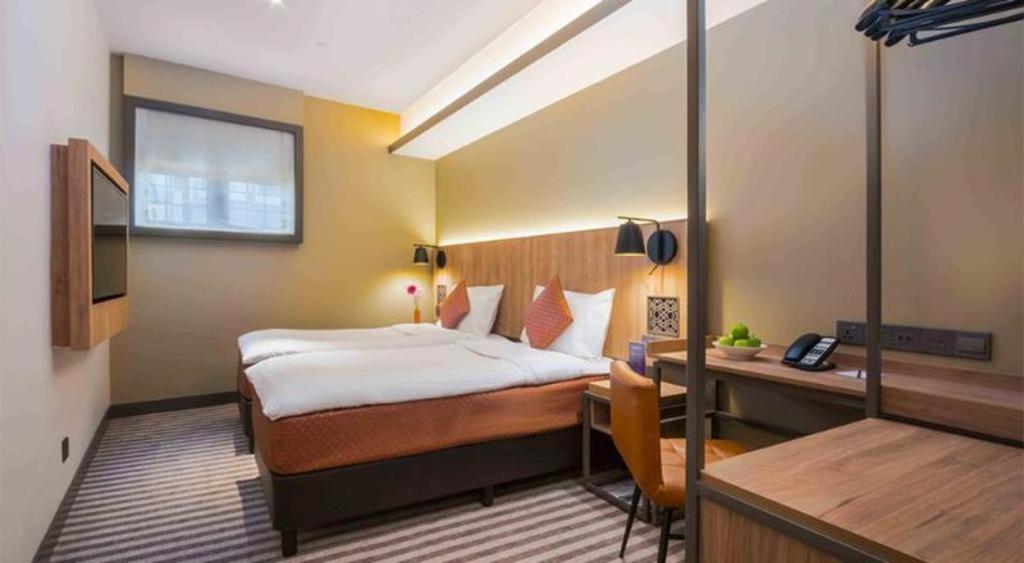 Aqueen Heritage Little India 3*