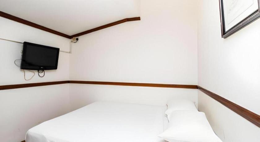 Hotel Four Chain View 2*