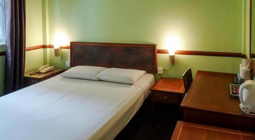 Four Chain View Hotel 2*