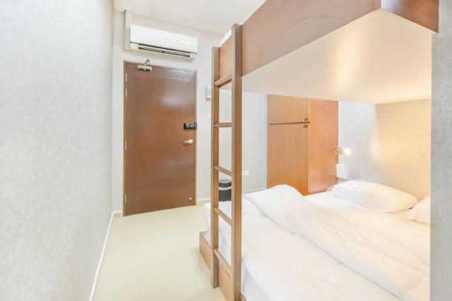 Hotel D & E Pte Ltd
