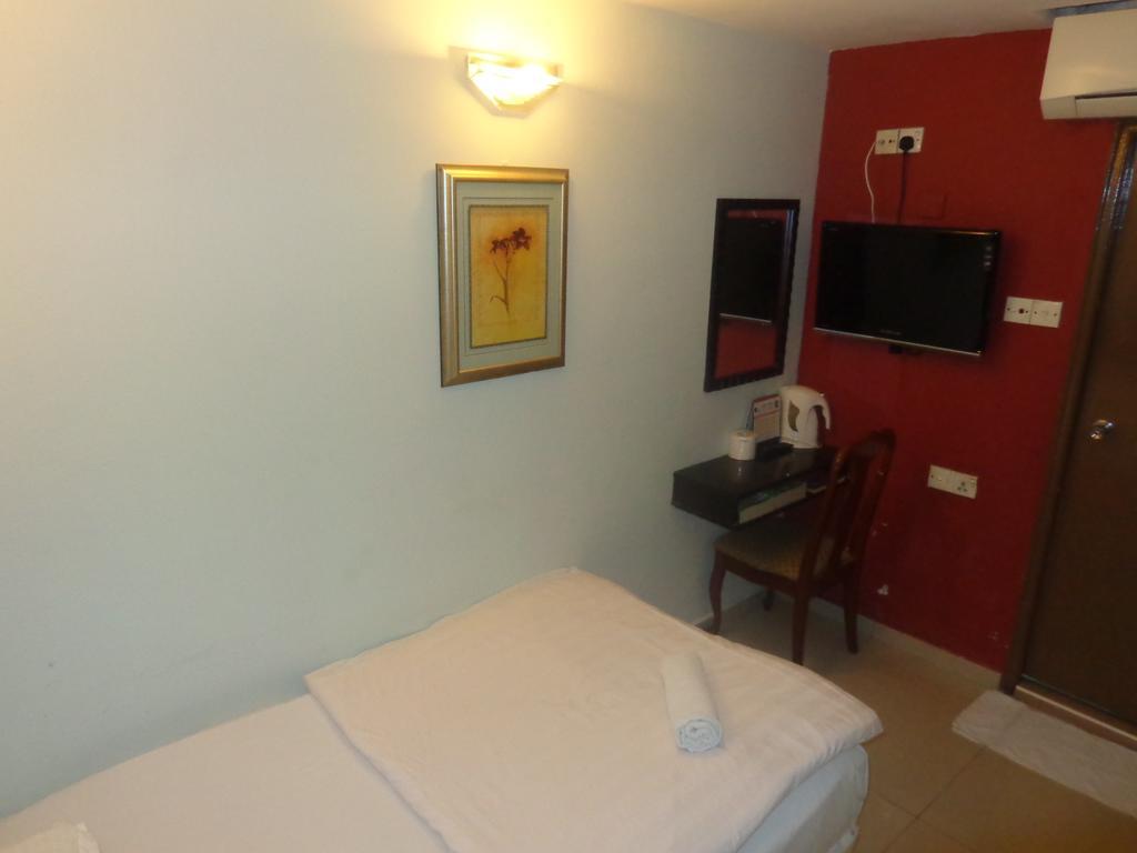 Zenobia Hotel 2*