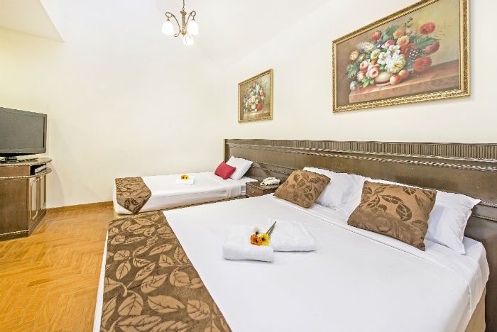 Hotel 81 Chinatown