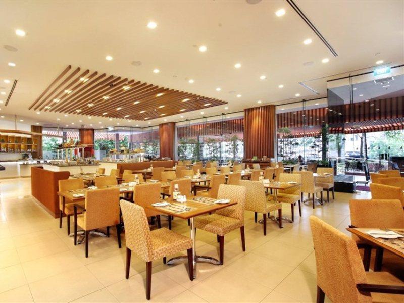 Hotel Four Points By Sheraton Singapore, Riverview 4*