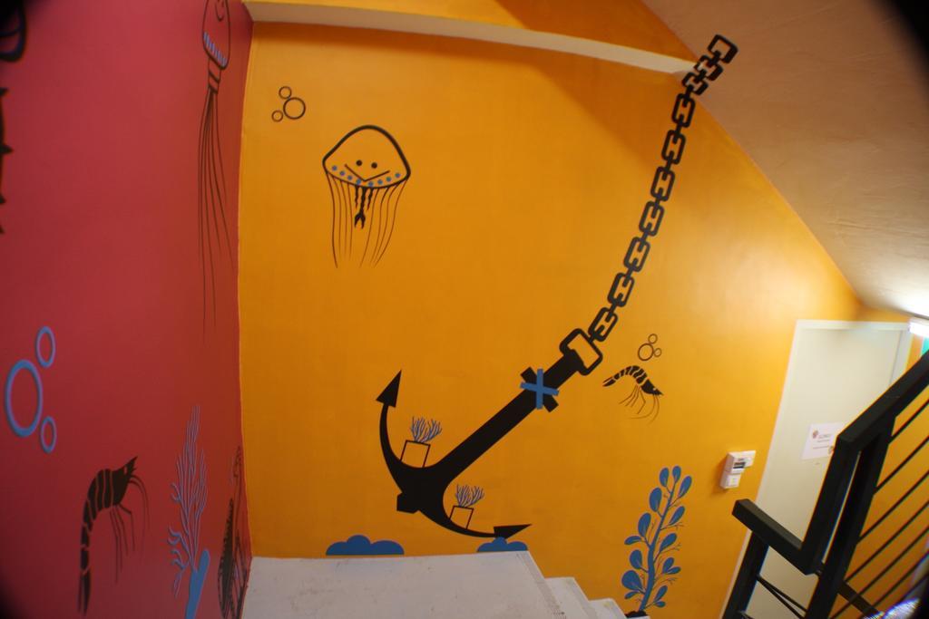 Asrama Footprints Hostel, *