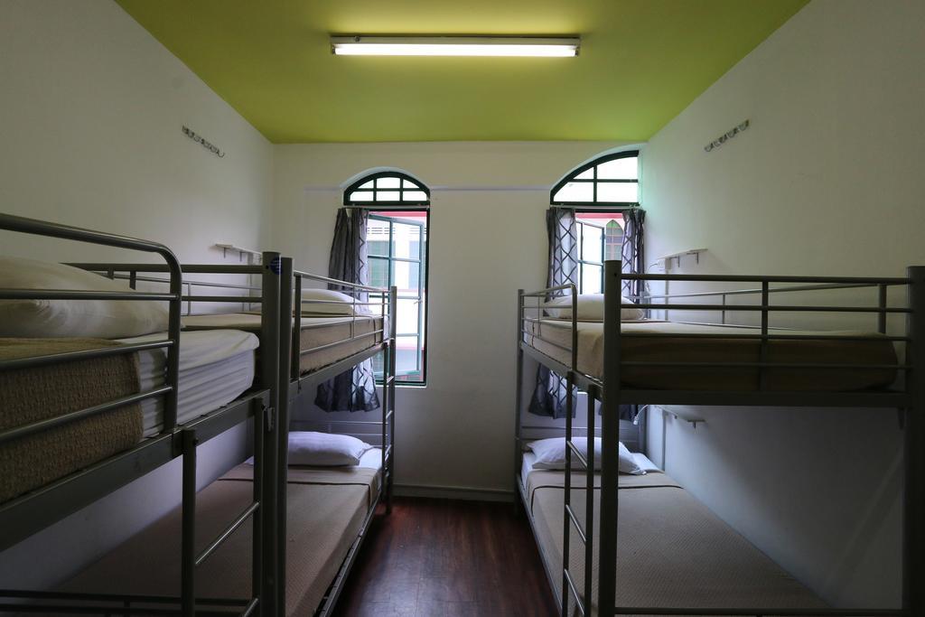 Footprints Hostel, Singapura
