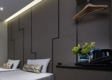 81 Chinatown Hotel 2*