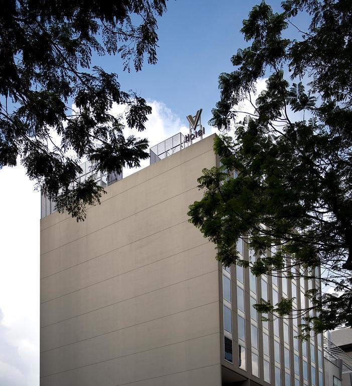 V Bencoolen Singapore