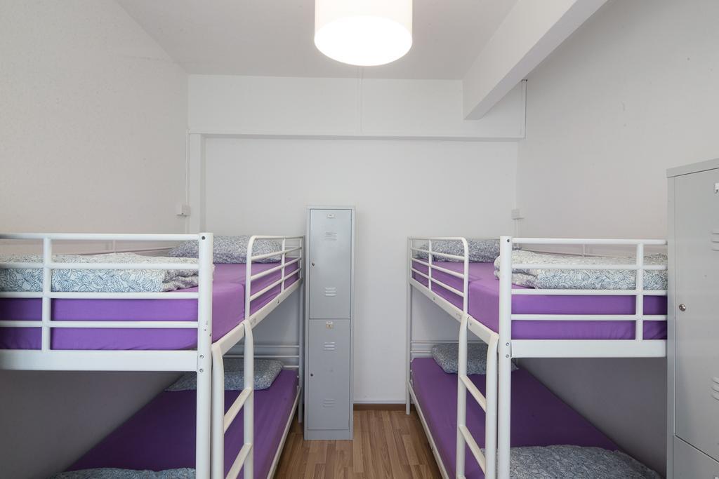 Hostel New Society Backpackers