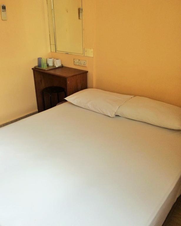 Oxley Blossom Hotel