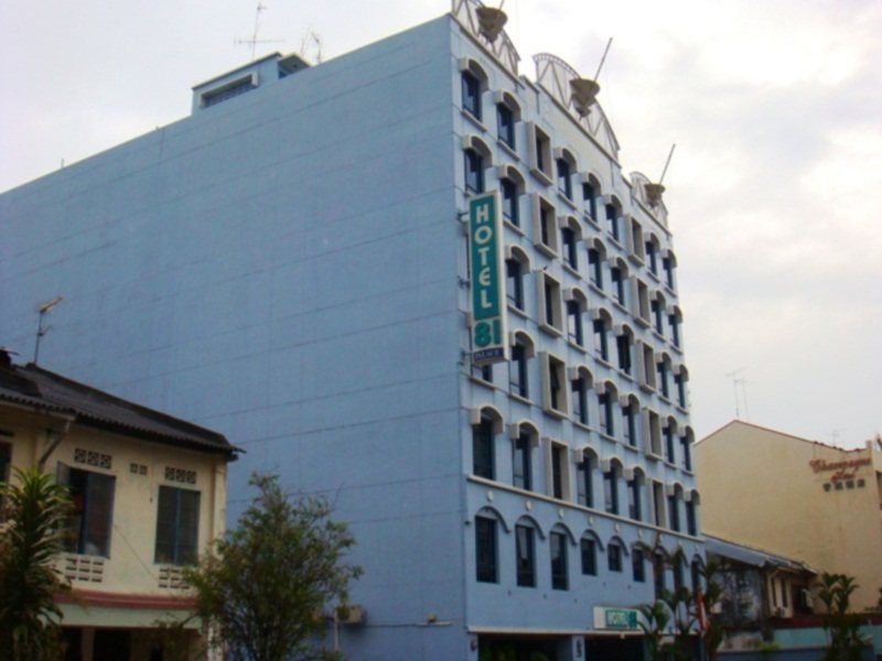Hotel 81 Palace - Newly Renovated