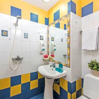 Hotel 81 Palace - Newly Renovated